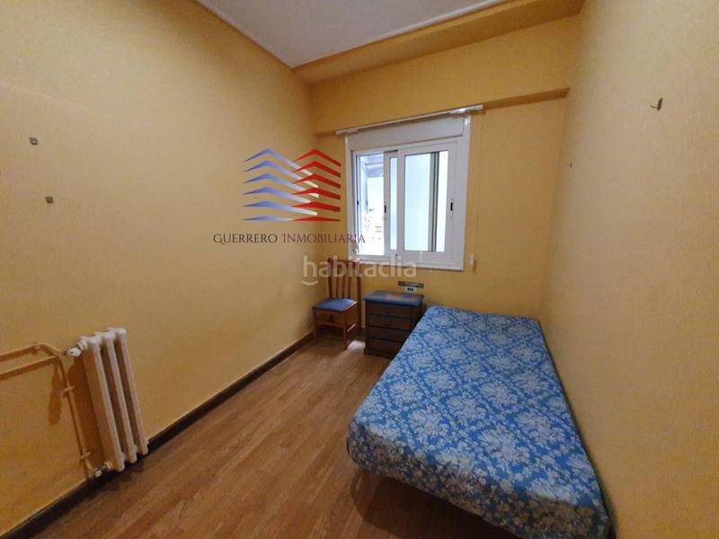 Foto d55cab70-fd86-455b-b66f-3e3992d8aef9. Alquiler piso alquiler de gran piso para estudiantes en av. la habana zona Centro 750 mes comunidad incluida en Ourense