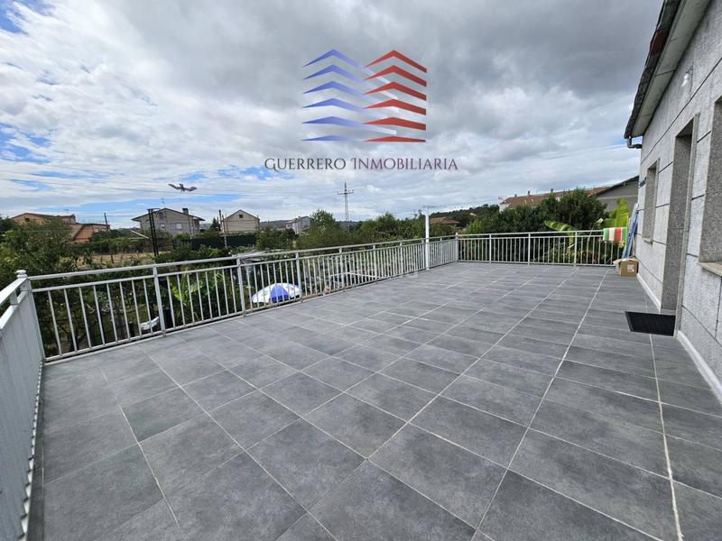 Foto 7b2e94cc-74fb-4542-aa94-80bb620a019c. Alquiler casa alquiler de casa con amplia terraza , reboredo. 700 en San Cibrao das Viñas
