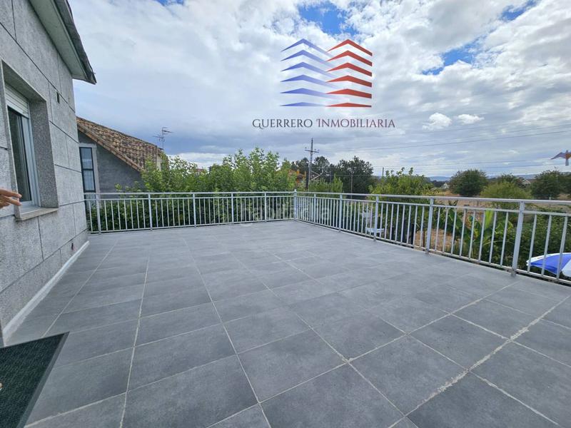 Foto 97c84d21-8deb-4061-9d6c-21af71bcb261. Alquiler casa alquiler de casa con amplia terraza , reboredo. 700 en San Cibrao das Viñas