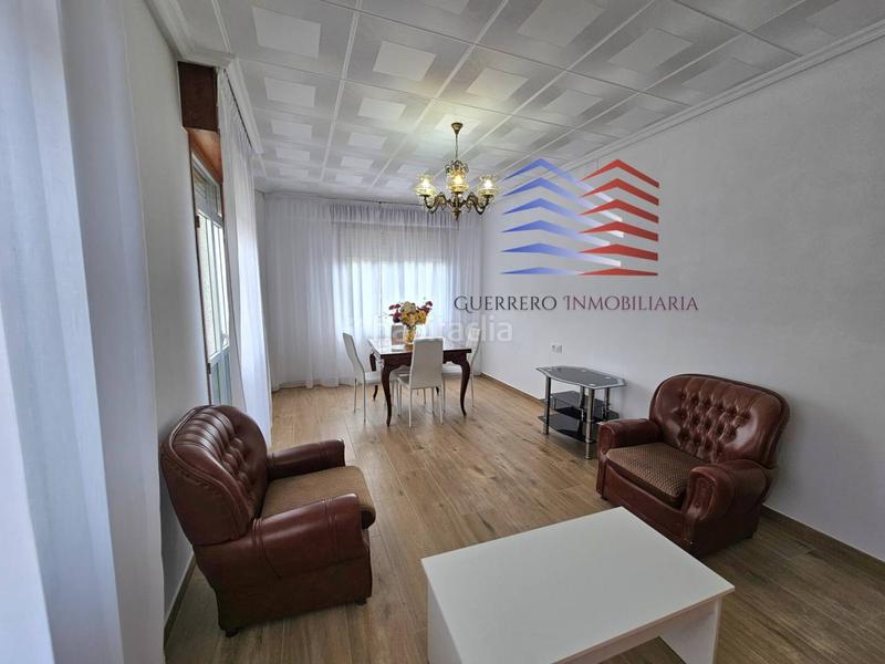 Foto cb2c0dfa-0bb8-41c1-b4ac-8270f903d566. Alquiler casa alquiler de casa con amplia terraza , reboredo. 700 en San Cibrao das Viñas