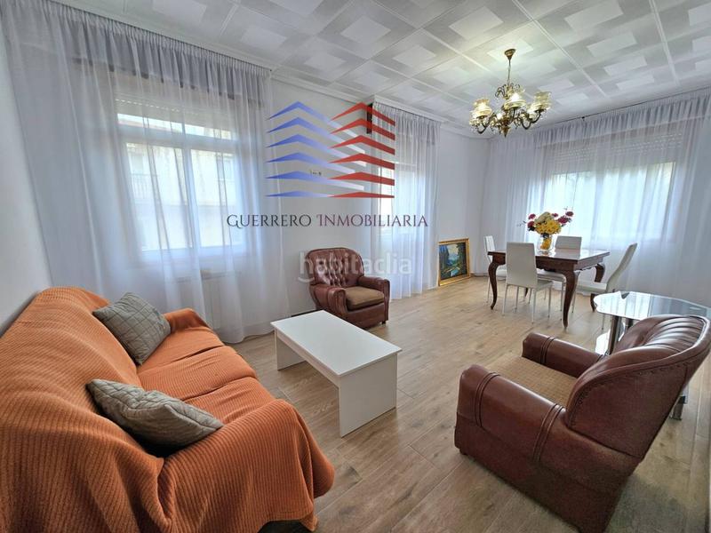 Foto ccdd7f5d-a97e-4abe-823d-b1ea2410059c. Alquiler casa alquiler de casa con amplia terraza , reboredo. 700 en San Cibrao das Viñas