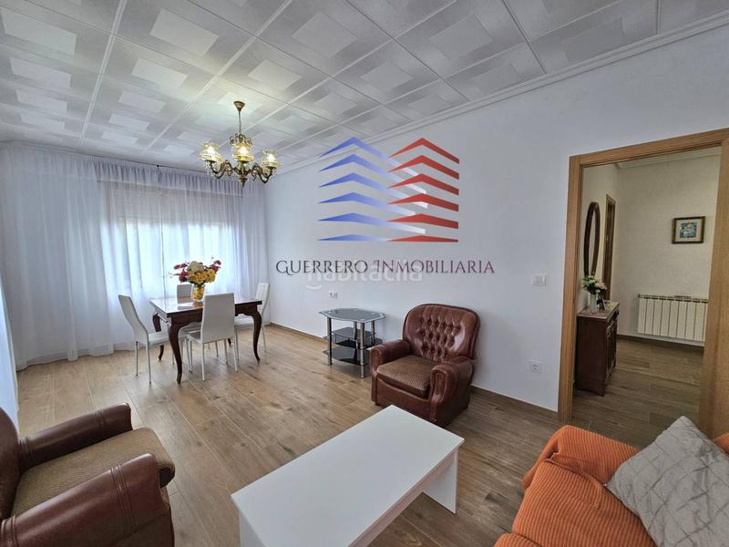 Foto e2825a26-1c4d-4a95-a7c1-ea7e44125514. Alquiler casa alquiler de casa con amplia terraza , reboredo. 700 en San Cibrao das Viñas