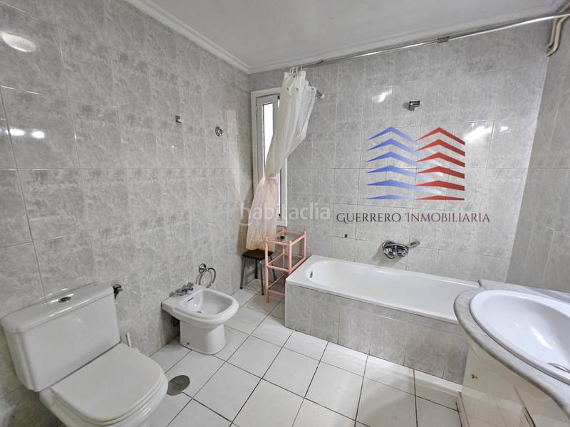 Foto 59975eaa-ff0b-4a9e-a450-9dae1f4d96fb. Rent flat with heating in Centro Ourense