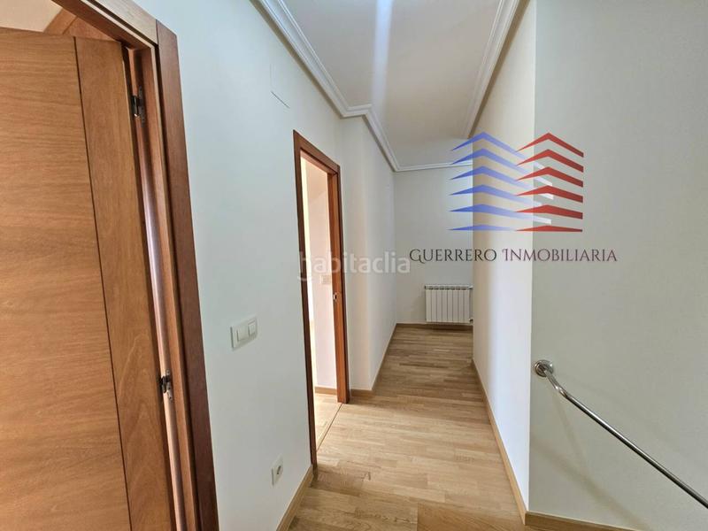 Foto 5251e546-3da6-4540-a93b-a2584cbf7d87. Location duplex avec chauffage dans Ventiun Ourense