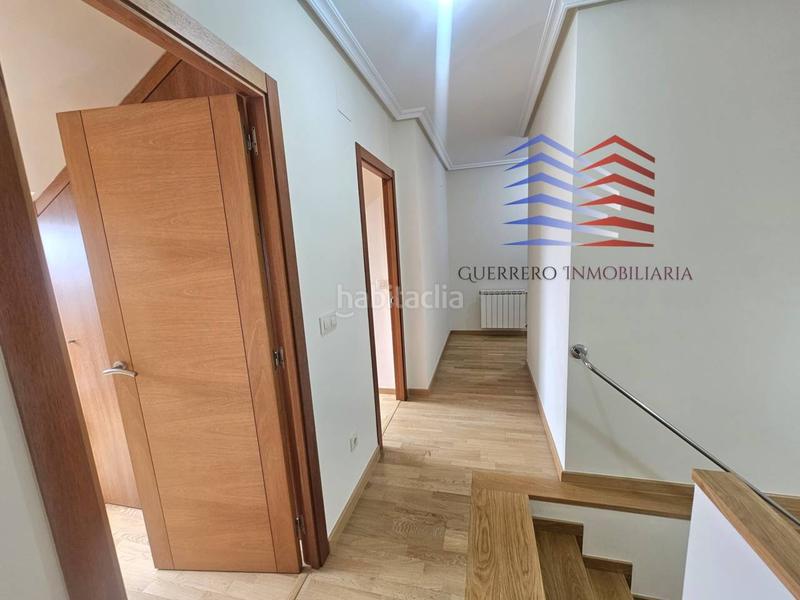 Foto 2f51a1c5-c850-4857-9fb5-999c7f4f5de1. Rent duplex with heating in Ventiun Ourense