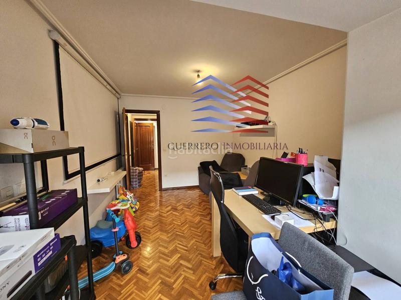 Foto 786c5a56-21e3-4d0e-b82e-1b706cff1da4. Appartement avec chauffage parking dans Casco Viejo Ourense
