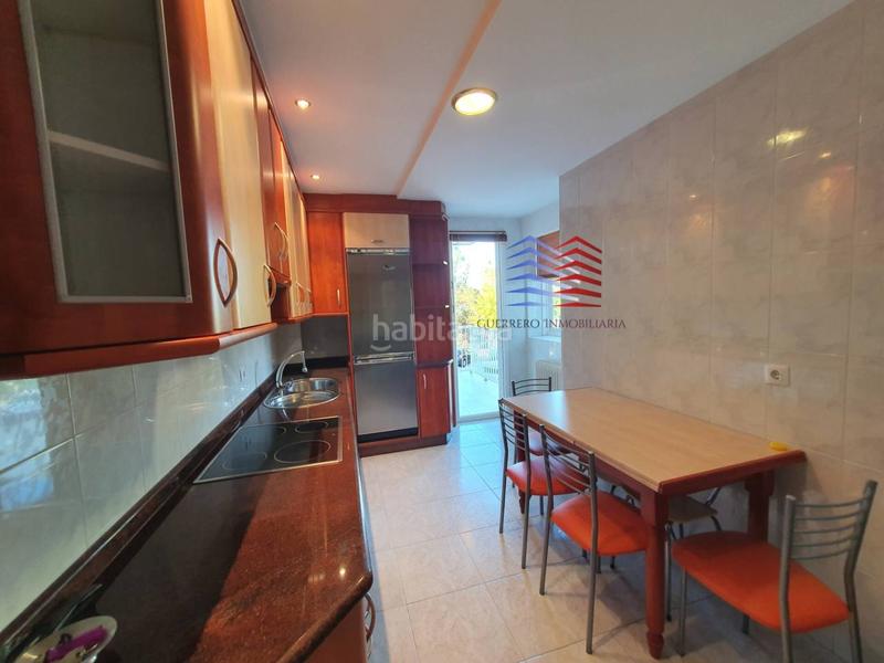 Foto 2f8c4684-dbf5-48dc-8fb5-f4a565d2d569. Lloguer pis amb calefacció aparcament a Ventiun Ourense