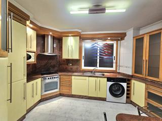 Affitto Piccolo appartamento  Calle sainza. Alquiler de apartamento en rúa nosa sra. da sainza  zona posío a