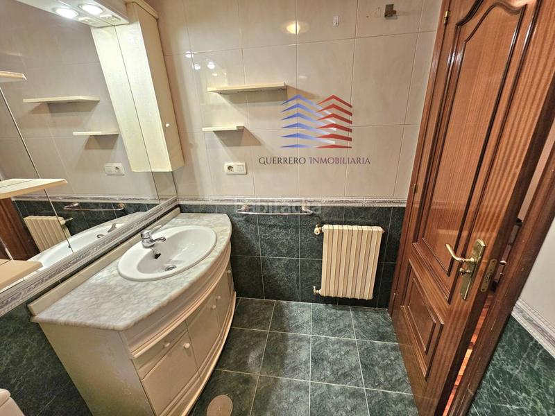 Foto d975ebbd-bd6c-4fa2-9787-1ffd02c9d006. Rent apartment with heating parking in Posío Ourense