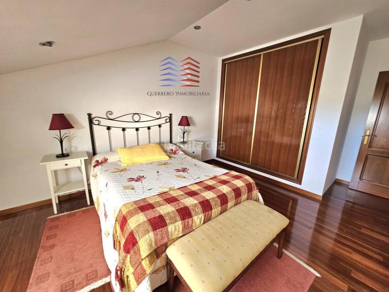 Foto 125d5a4a-c616-44bd-86da-d91b76e32a77. Location duplex avec chauffage parking dans Mariñamansa Ourense