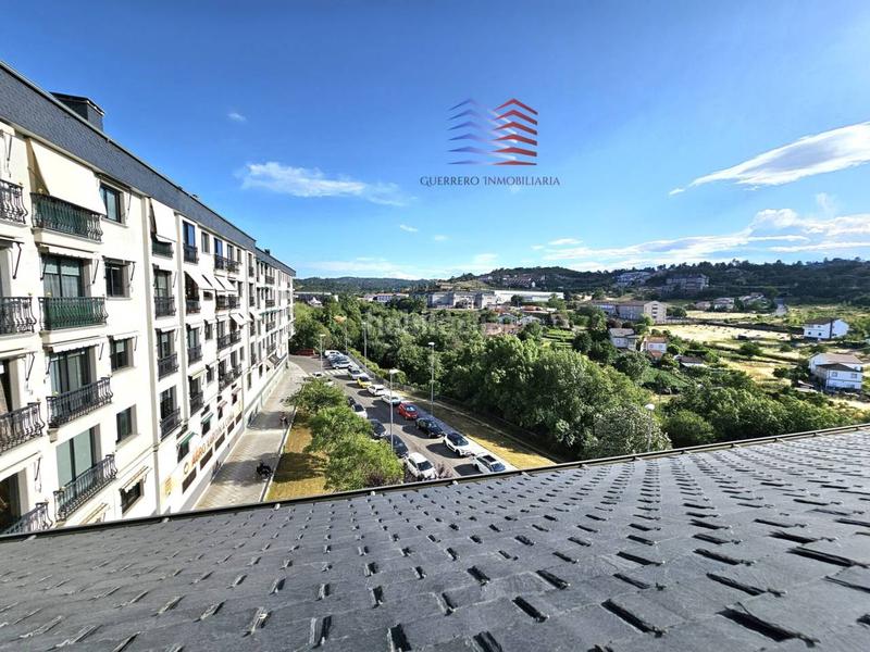 Foto fae41c54-fd64-4e5a-85b1-b9acbb494a9d. Location duplex avec chauffage parking dans Mariñamansa Ourense