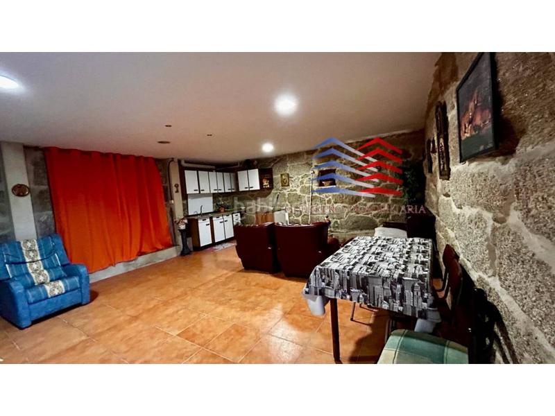 Foto 03c34952-78bc-420b-8e8d-90351340d477. Xalet amb calefacció aparcament a Nogueira de Ramuín