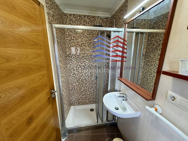 Foto 14282df2-a049-45da-8b40-c61c8fd53870. Lloguer casa amb calefacció aparcament a Ventiun Ourense