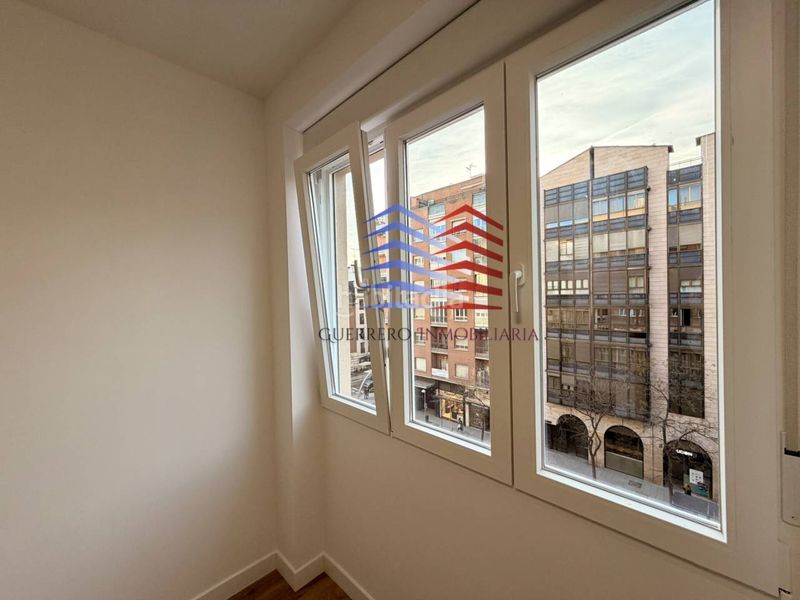 Foto f48fdcb7-7a18-4c54-9be6-87cfaaaae5aa. Rent flat with heating in Ibiza Madrid