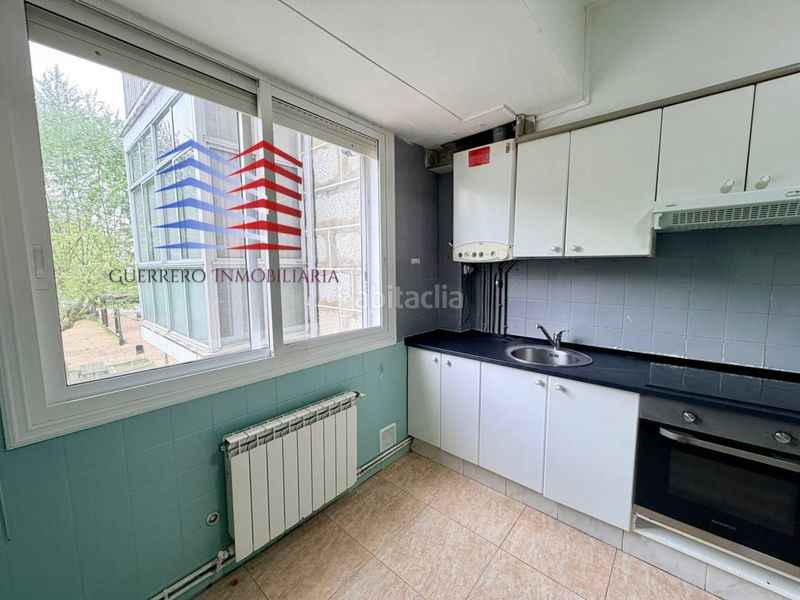 Foto 591b2991-7ecc-4346-8e35-95dfc8b67a71. Lloguer pis amb calefacció a A Carballeira Ourense