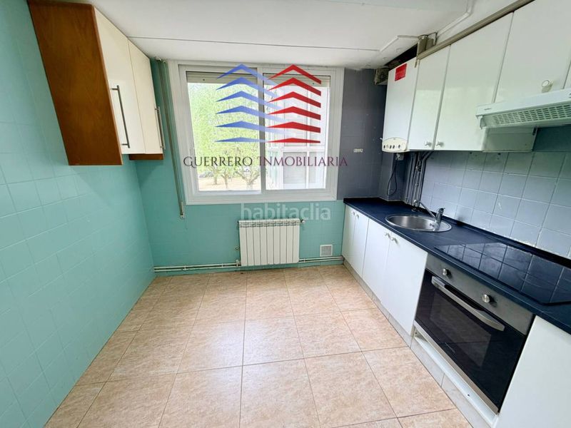 Foto 6e3f548b-5f63-4a96-b4d5-f00572890b29. Lloguer pis amb calefacció a A Carballeira Ourense