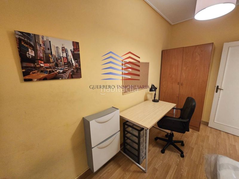 Foto 301a05c1-d35f-491e-8f70-2d439c527ebe. Rent flat with heating in Centro Ourense