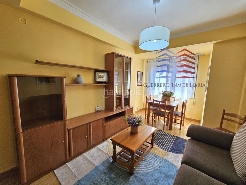 Foto 3075d77b-b189-4f44-b0e5-fb5c68f5cfef. Rent flat with heating in Centro Ourense
