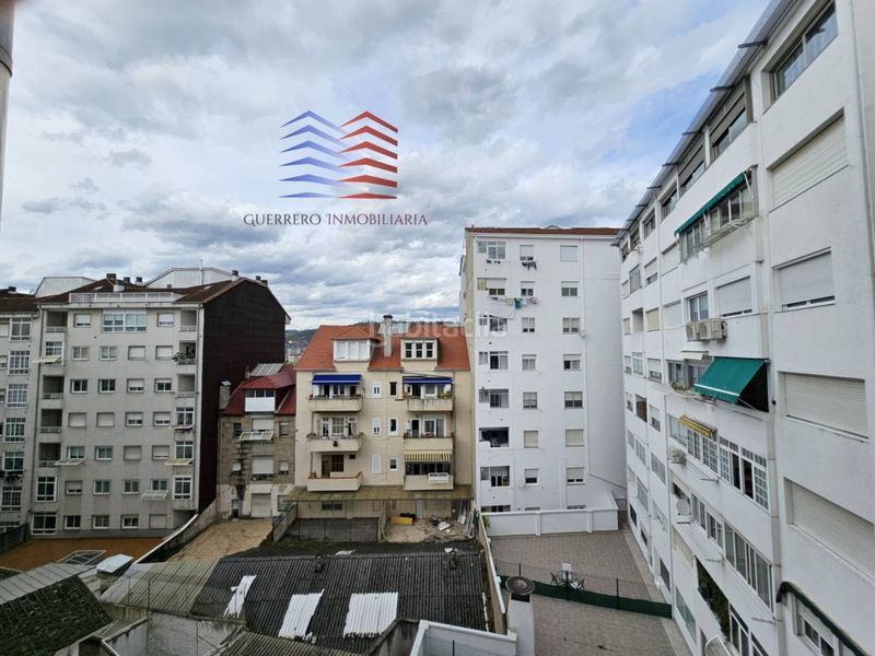 Foto cee462d7-fa15-46a0-b1e4-b494f941bb85. Lloguer pis amb calefacció a Centro Ourense
