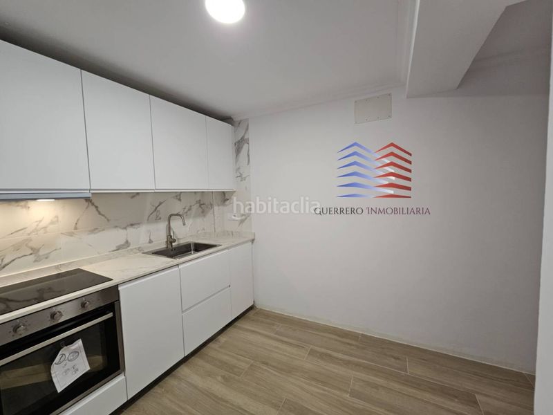 Foto 4e763553-7f39-4e58-badd-10f2b22501c2. Rent flat with heating in Centro Ourense