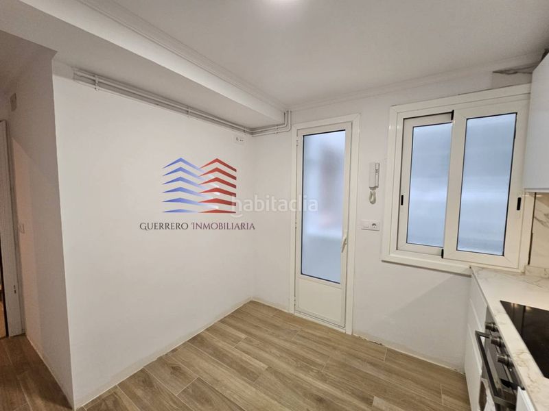 Foto 88330a2a-ca78-449f-baaa-26ba47cfbf8e. Rent flat with heating in Centro Ourense