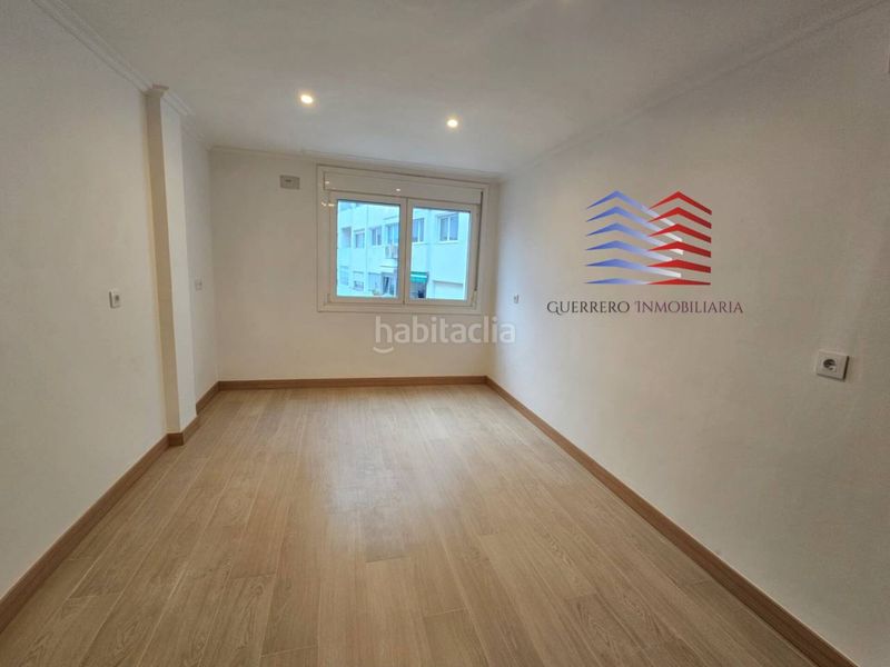 Foto c7386a05-6c46-4d1f-98d8-54eb9ce28c9b. Rent flat with heating in Centro Ourense