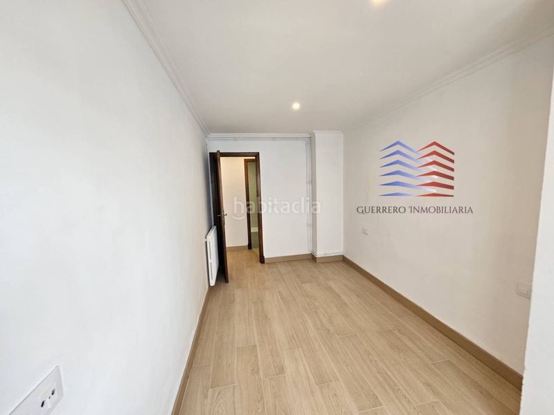 Foto d2f90c5c-9dee-49a1-bf2e-20b956dac430. Rent flat with heating in Centro Ourense