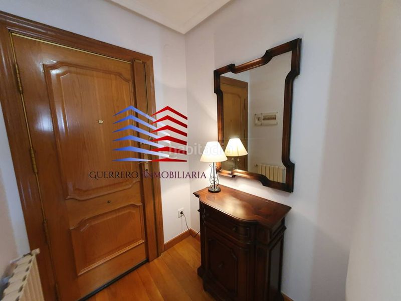 Foto 3a0bf45c-c885-41ce-9587-4ff1f6be8b33. Lloguer apartament amb calefacció aparcament a Centro Ourense