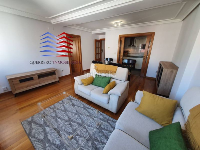 Foto c64d66c0-d6b8-470b-a425-479c34fc51d6. Lloguer apartament amb calefacció aparcament a Centro Ourense