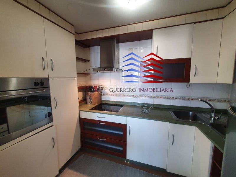 Foto 1832a1f6-db11-4e62-b472-eb4b89a0da7d. Miete appartement mit heizung parking in Centro Ourense