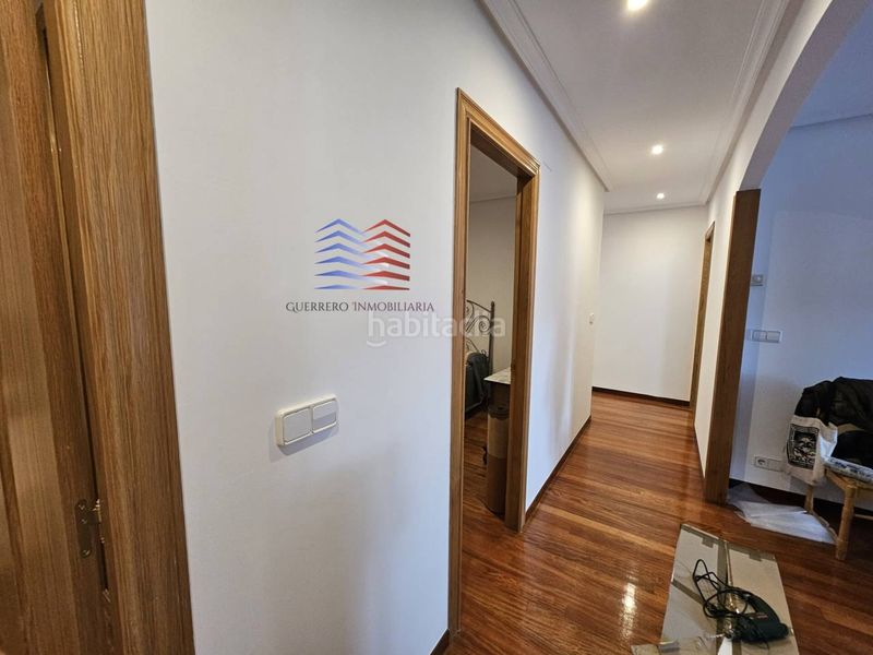 Foto 5cd03eb0-80f2-42f5-ad4b-7187289f4673. Rent flat with heating parking in Casco Viejo Ourense
