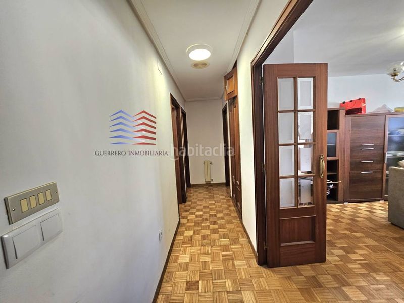 Foto 618b583d-0261-4e58-8472-d9b43f47c7f3. Rent flat with heating in Centro Ourense