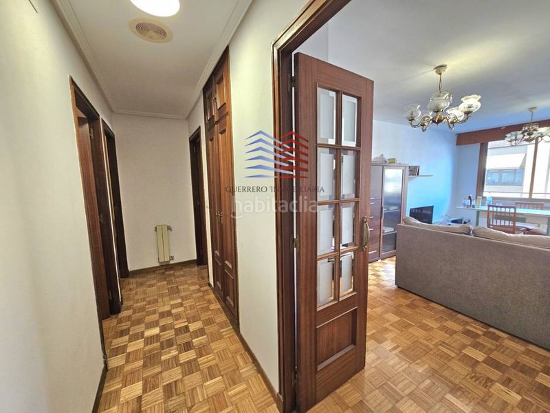 Foto 621d90be-945a-4ca4-8760-7c239cdda9c7. Rent flat with heating in Centro Ourense