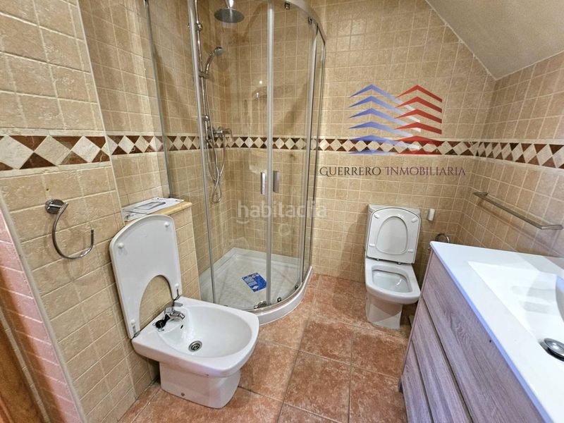 Foto 143feaf6-6df5-49b1-84cf-668459a9315c. Rent duplex with heating parking in A Carballeira Ourense
