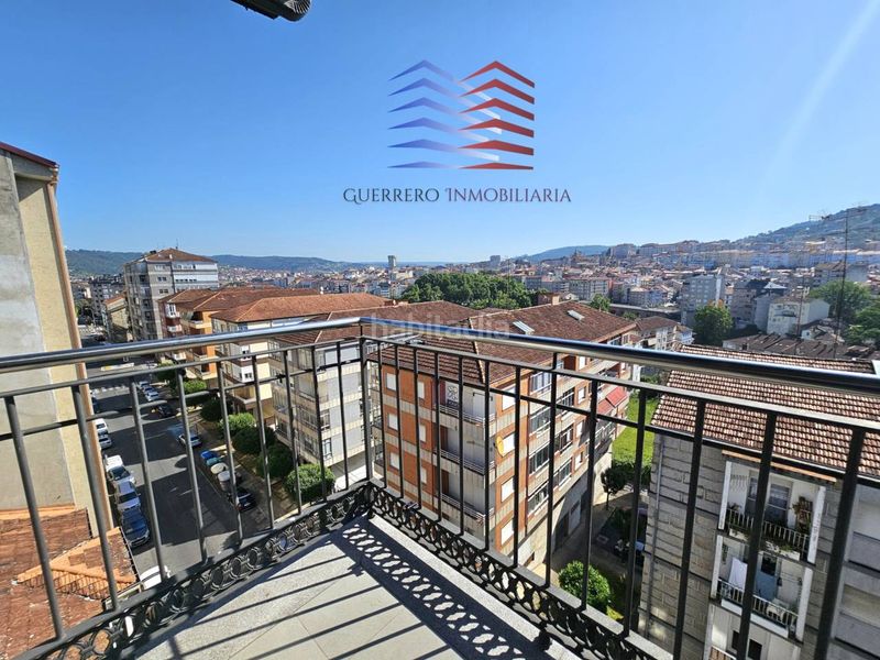 Foto 669c3940-7a8a-4907-8785-914a17ce8a80. Rent duplex with heating parking in A Carballeira Ourense