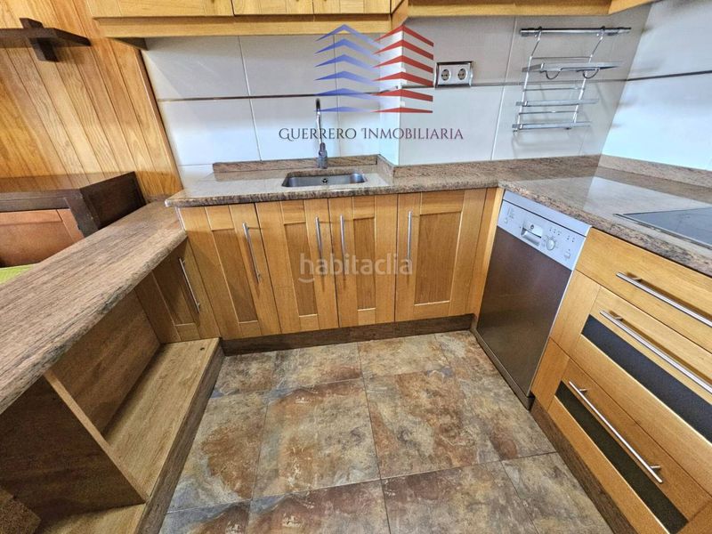 Foto 6fe1a64a-cf9d-475f-9d38-9c755f2c3605. Rent duplex with heating parking in A Carballeira Ourense