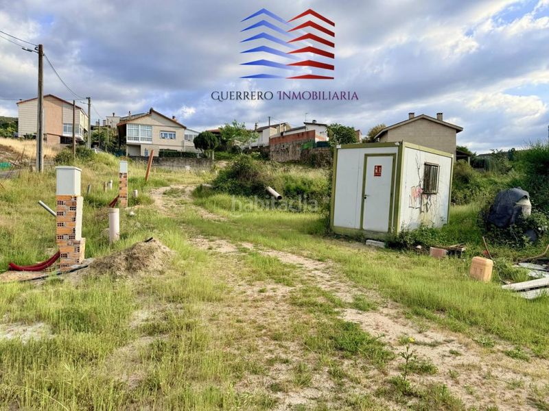 Foto 651b7cc8-9490-44cb-8ab2-796ada2f4b60. Terreny residencial a As Lagoas Ourense