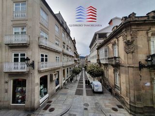 Etagenwohnung  Calle santo domingo. Venta  piso luminoso en pleno centro rúa santo domingo  169.000