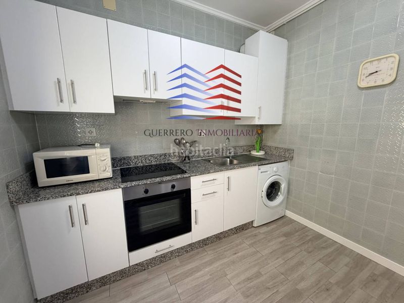 Foto 2b293865-4999-43c2-9558-cdbe8c51ba62. Lloguer apartament amb calefacció a Centro Ourense