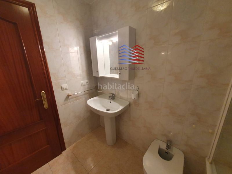 Foto 080bee54-7867-417d-a482-a3eb396929ba. Lloguer pis amb calefacció aparcament a Ventiun Ourense