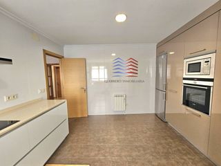 Lloguer Apartament  Calle cardenal quiroga. Alquiler de apartamento exterior en calle cardenal quiroga  mace