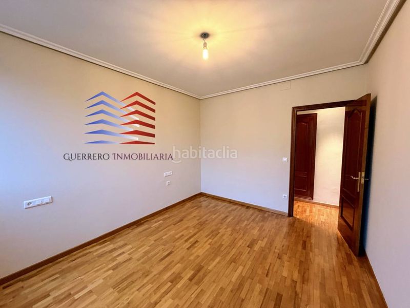 Foto 07ba7439-202c-498d-bbe7-e4440758aeda. Rent flat with heating in Centro Ourense