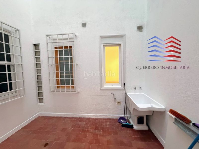 Foto 23a7c6a8-fefa-4cd1-a700-c77e13236812. Rent flat with heating in Centro Ourense