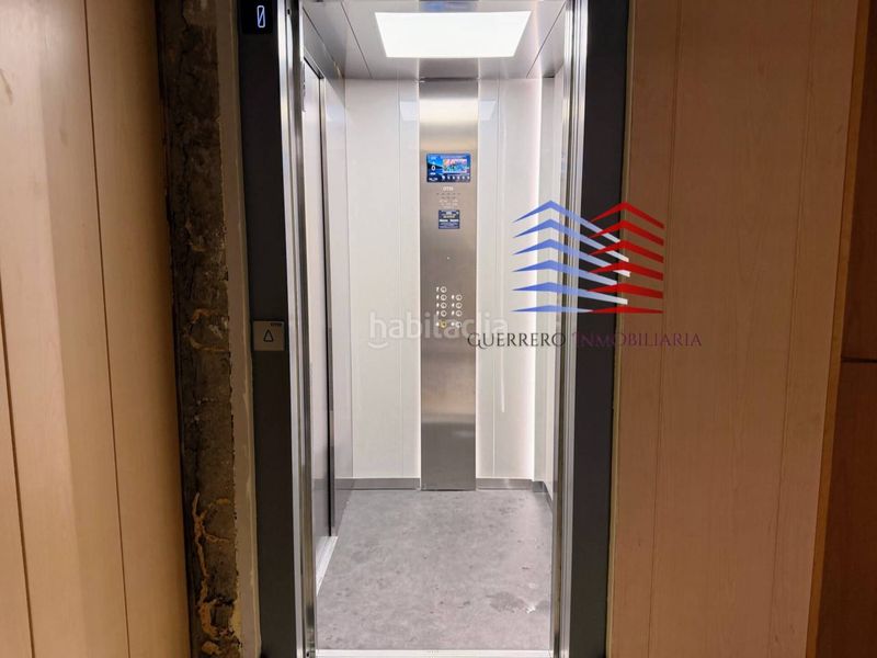 Foto 6b710332-6558-4077-aa77-cf714edb269c. Rent flat with heating in Centro Ourense