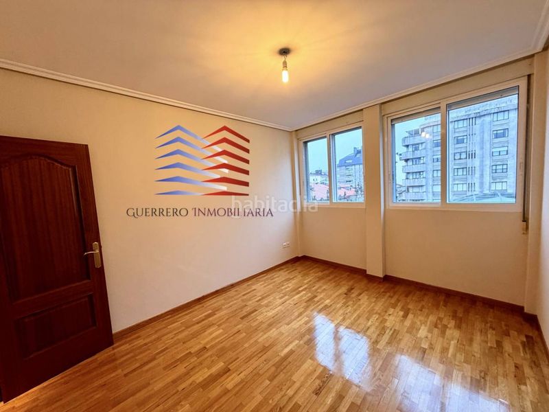 Foto 6ee88209-196f-469a-ad3c-11e26c33cbe0. Rent flat with heating in Centro Ourense