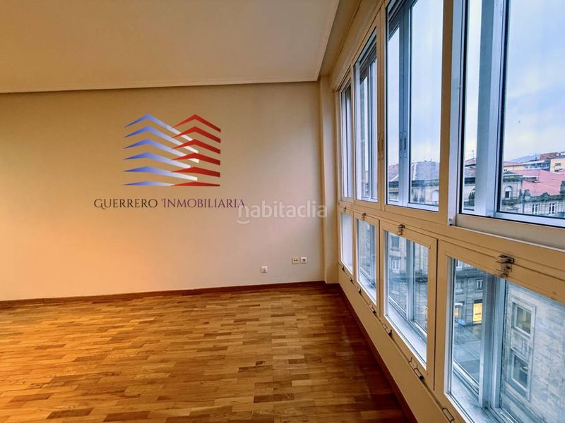 Foto 7a59193d-5a4e-4273-bd0b-88dbc7f0e046. Rent flat with heating in Centro Ourense