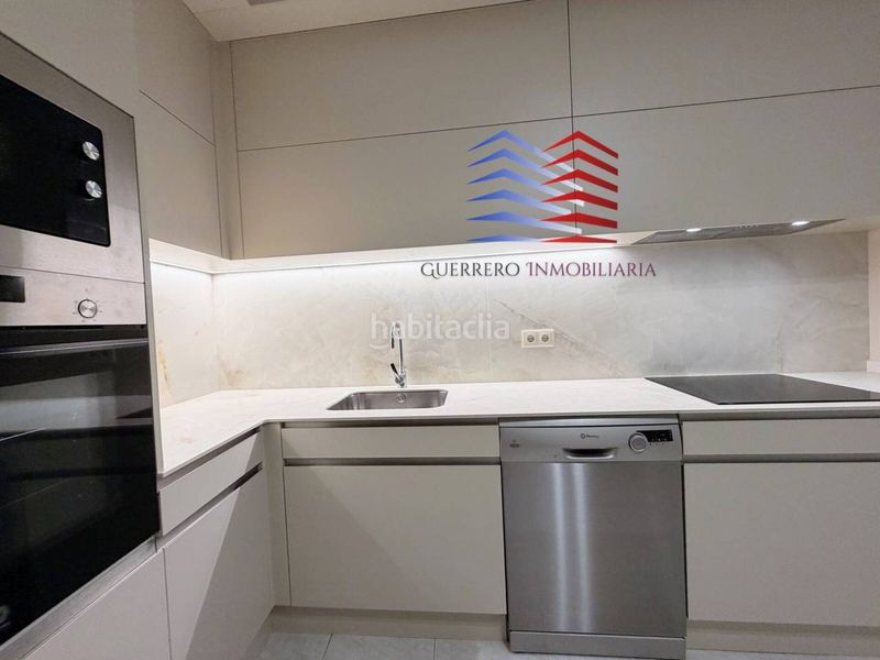 Foto 7e8d13f3-1846-434d-8826-4da0e15f147c. Rent flat with heating in Centro Ourense