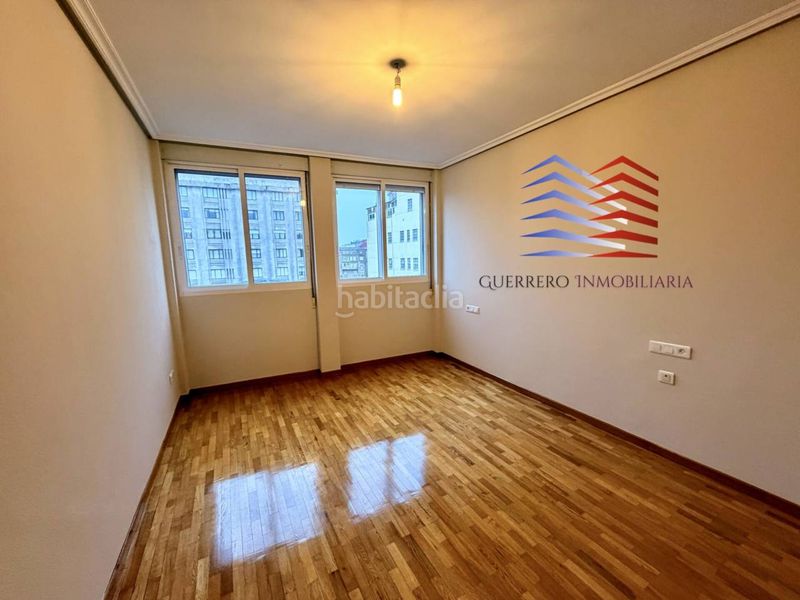 Foto 9cafbd9a-ff77-4651-bc83-5db6632d6446. Rent flat with heating in Centro Ourense