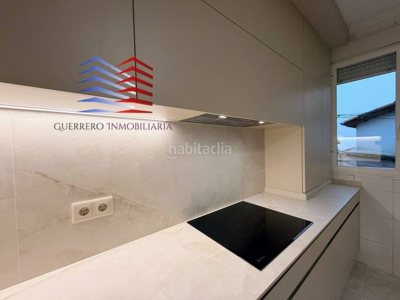Foto e3eb09a8-0ba8-4fa0-aa61-b3e46f94621a. Rent flat with heating in Centro Ourense