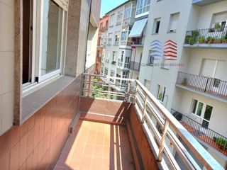 Lloguer Pis  Calle antonio puga. Alquiler de piso para estudiantes en rúa antonio puga  zona o co